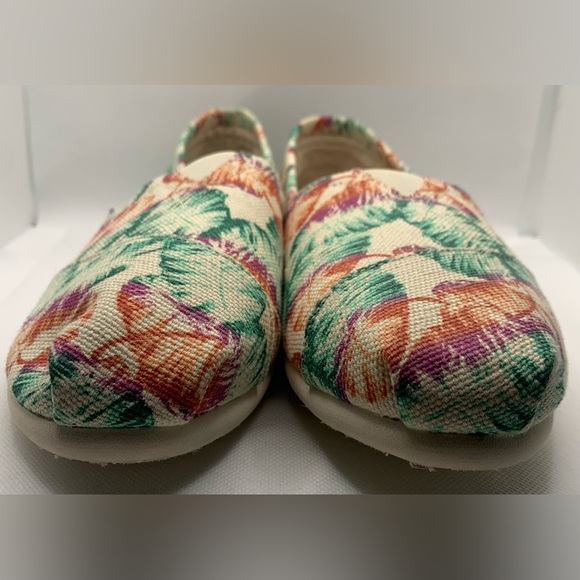 Brand New Never Worn Women’s Toms Size 10. - Picture 7 of 7